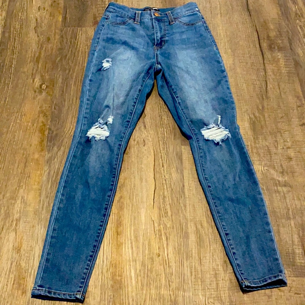 fashion nova medium washed skinny jeans